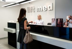 Klinika Lift Med, Rejestracja